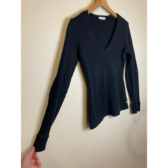 Standard James Perse Black Waffle Knit Long Sleeve V Neck Tee Size 2 (Med) - Picture 2 of 9